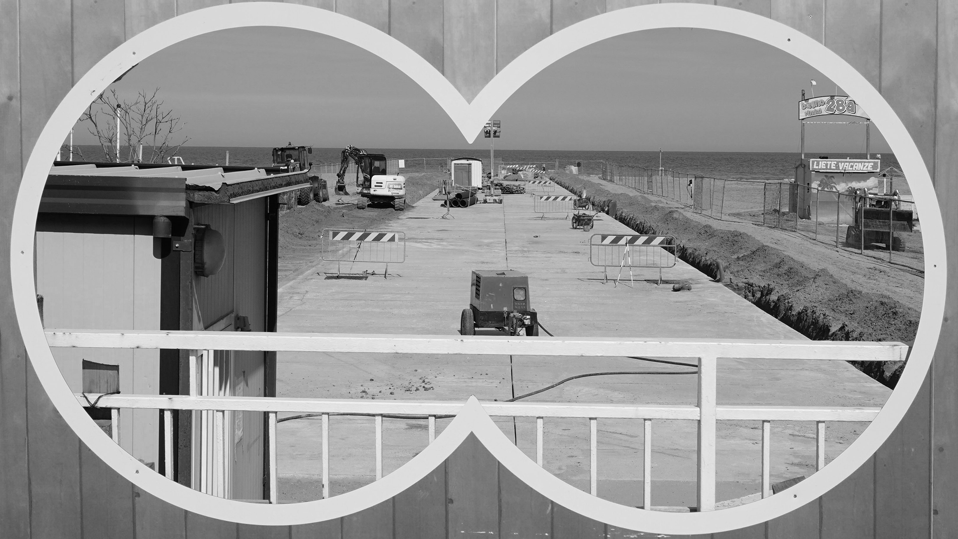 COVERING OF THE AUSA DUCT