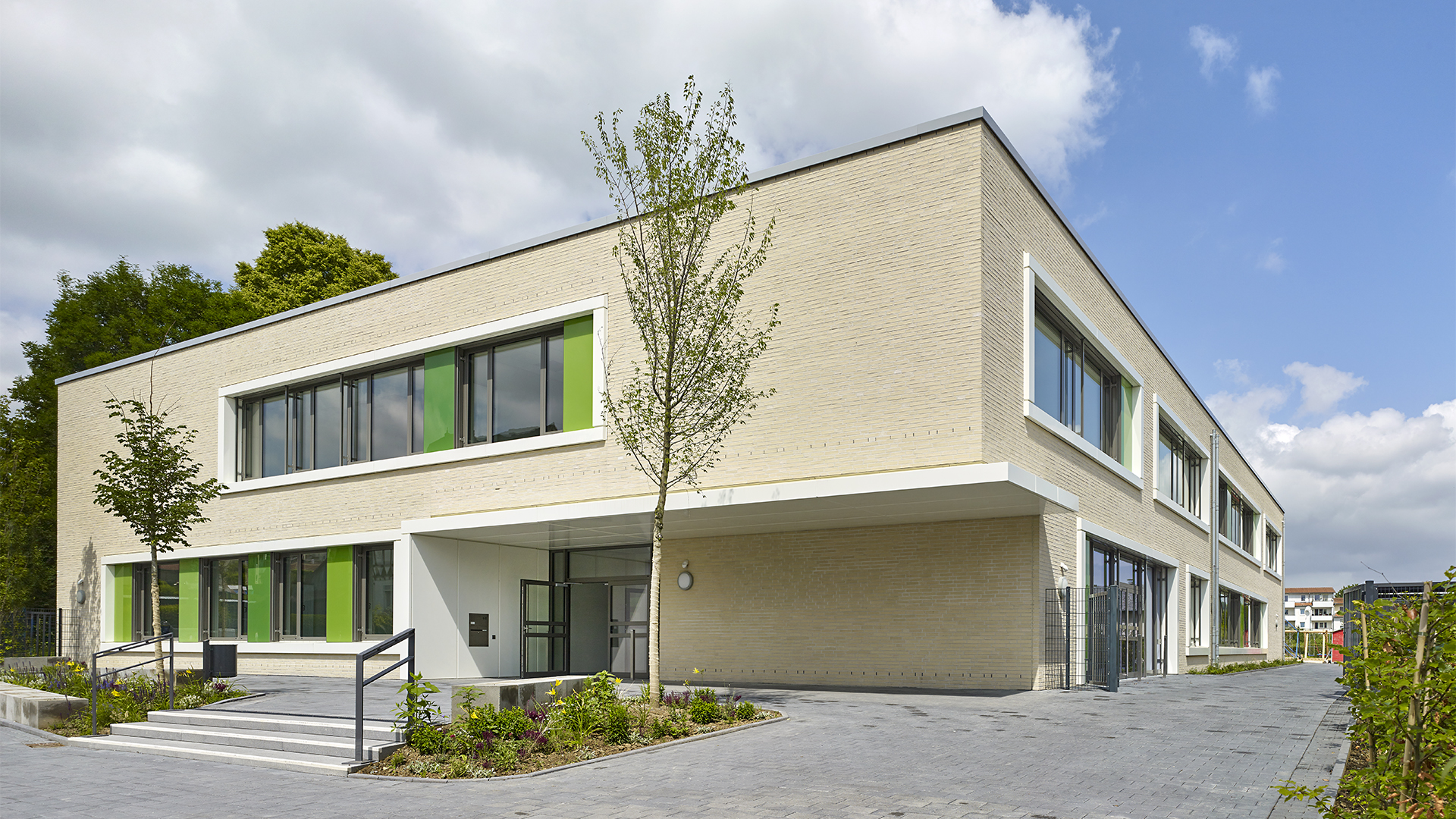 EXTENSION OF THE BURGWALD SCHOOL