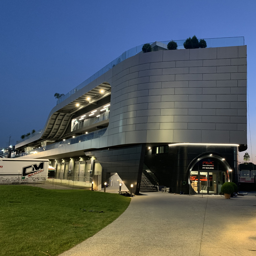 EXTENSION OF THE BOX BUILDING AT MISANO WORLD CIRCUIT - Mijic Architects