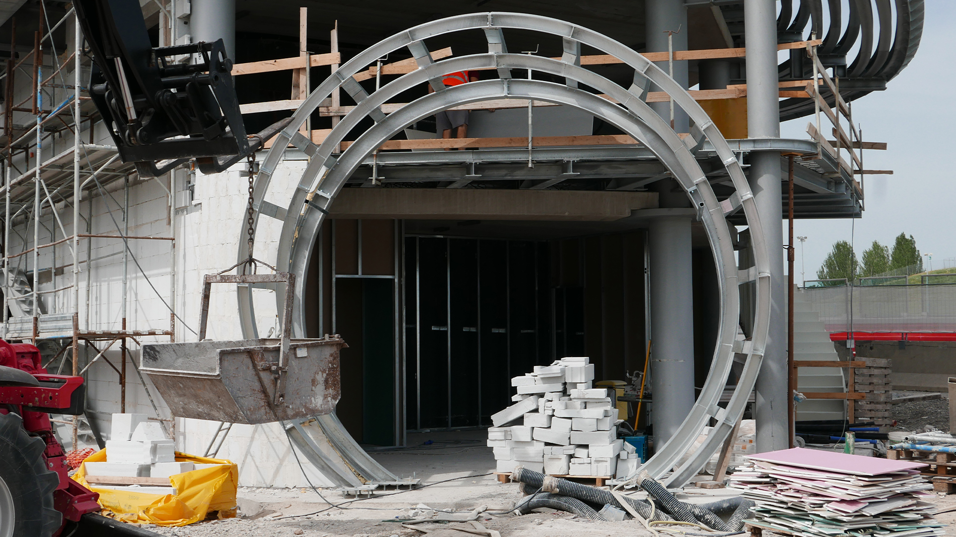 EXTENSION OF THE BOX BUILDING AT MISANO WORLD CIRCUIT